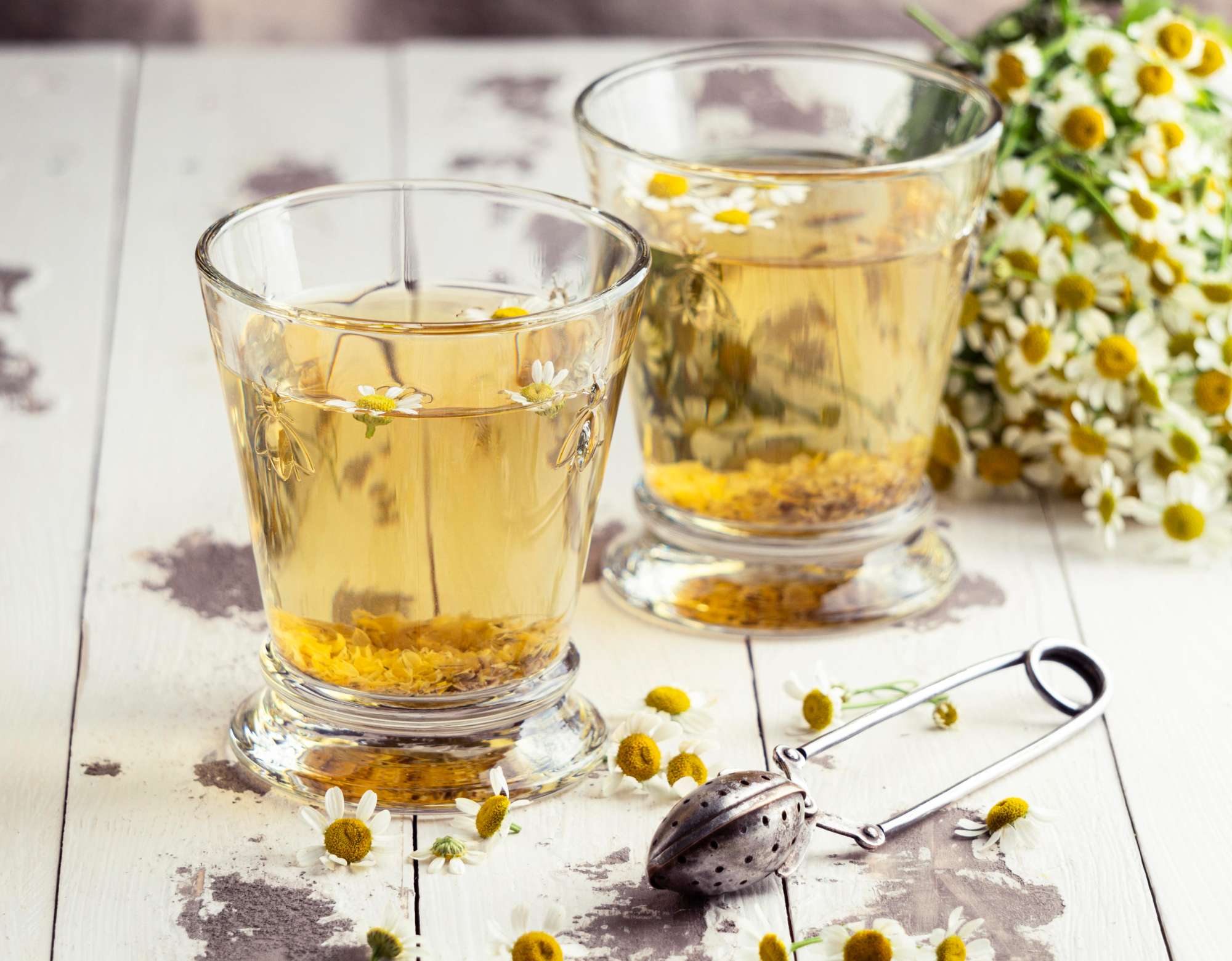 White Chamomile Flower Tea